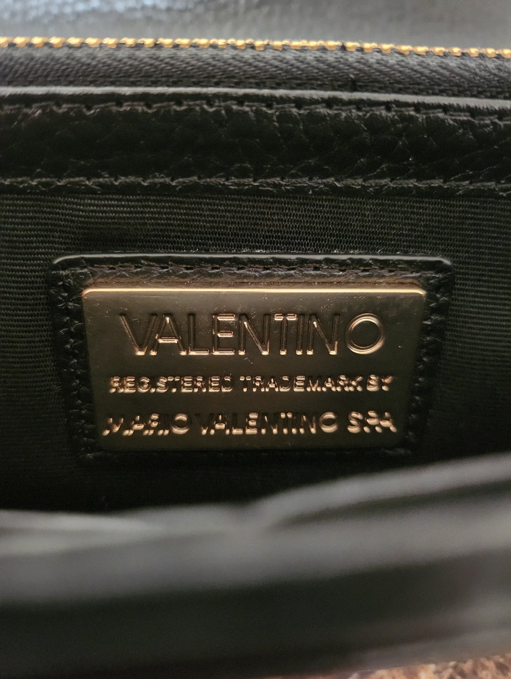 Mario Valentino Black Pebbled Leather Long Wallet EUC - Picture 2 of 15